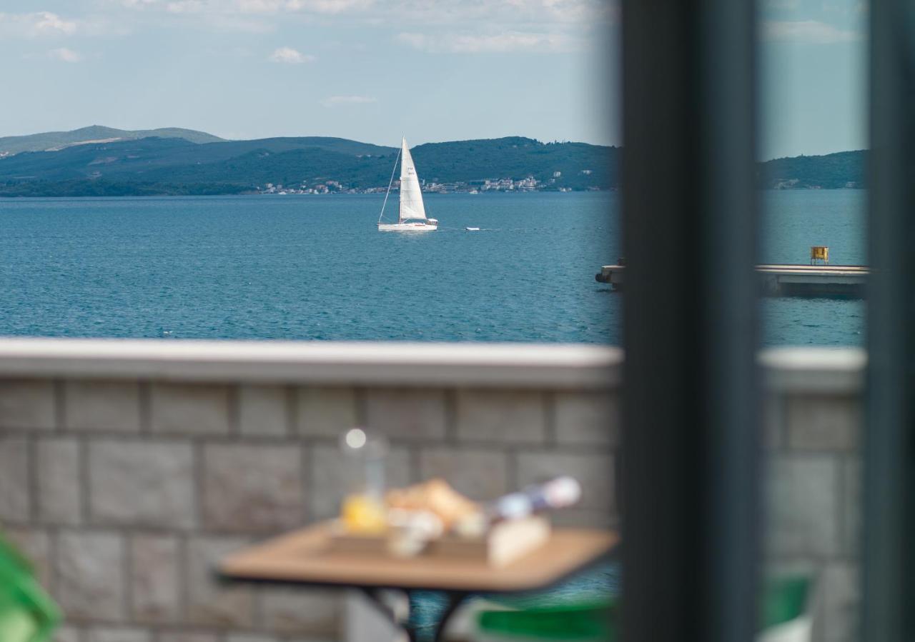 Apartmani Pravilovic Херцег-Нови Экстерьер фото